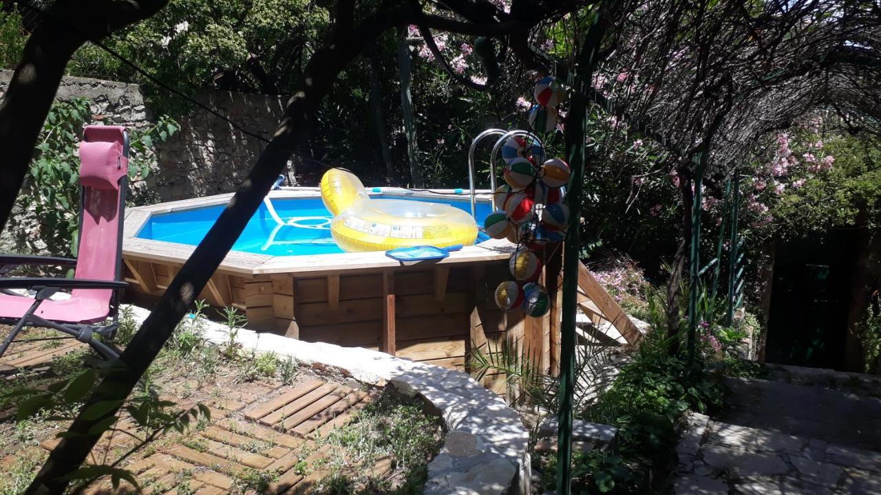 Caraussane Caractere Terrasse Sur Jardin Et Wifi Via Fibre En Coeur De Ville Sete Exterior photo